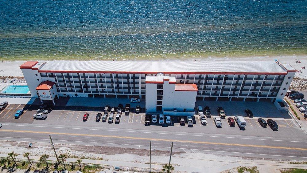 El Governor Beach Resort